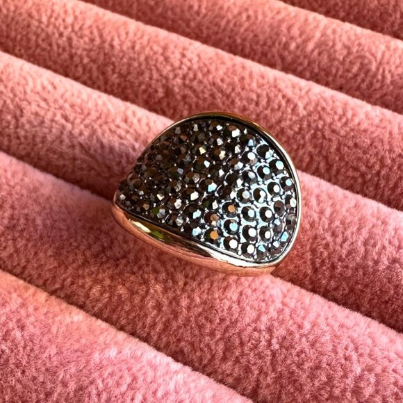 Park Lane Jewelry Jewelry - Park Lane Jewelry "Spade" Ring Size 6 1/4 With Hematite Pave Crystals Gold-Tone